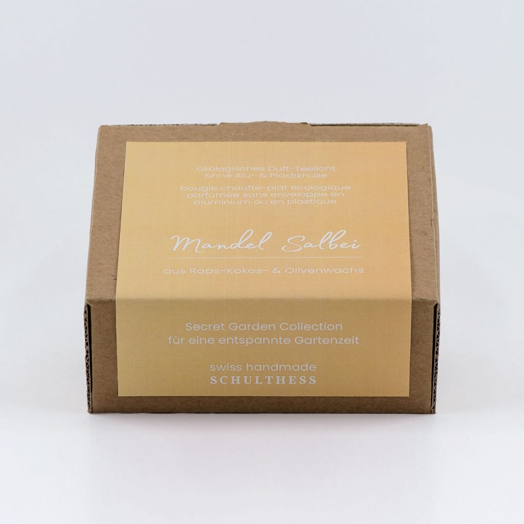 Teelicht mit cremig-würzigem Duft nach Mandel und Salbei – handgemacht in der Schweiz, mit synthetischem Duft und Baumwolldocht.
